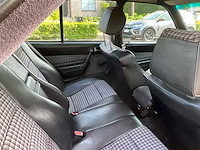 Mercedes-benz - 190-serie - 2.3/16 e - oldtimer - afbeelding 11 van  25
