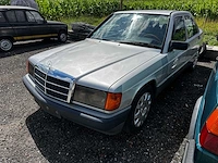 Mercedes benz - 190e - oldtimer - afbeelding 1 van  15