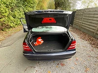 Mercedes-benz - 1999 - s - 320 - personenauto - afbeelding 14 van  24