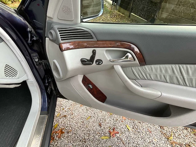 Mercedes-benz - 1999 - s - 320 - personenauto - afbeelding 16 van  24