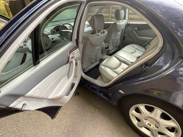 Mercedes-benz - 1999 - s - 320 - personenauto - afbeelding 2 van  24
