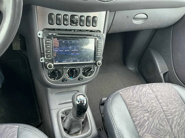 Mercedes-benz - 2002 - a - 160 - personenauto - afbeelding 6 van  20