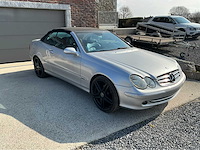 Mercedes-benz - 2003 - clk200 - cabriolet - auto - afbeelding 19 van  25