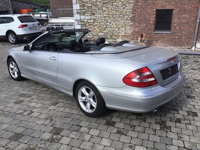 Mercedes-benz - 2003 - clk200 compressor - cabriolet - auto - afbeelding 15 van  21