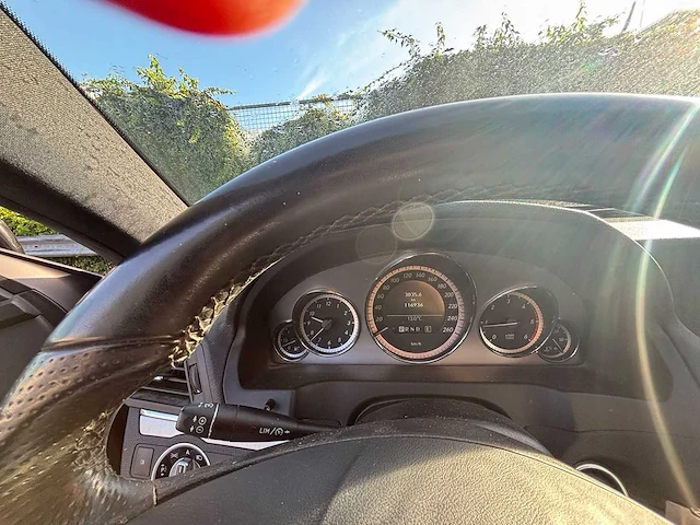 Mercedes-benz - 2010 - e220 - cdi - personenauto - afbeelding 2 van  20