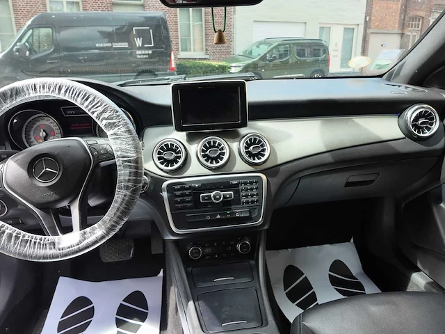 Mercedes-benz - 2013 - cla amg-pack - personenauto - afbeelding 12 van  12