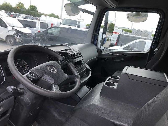 Mercedes-benz - 2015 - atego 1224 - vrachtwagen - afbeelding 2 van  36