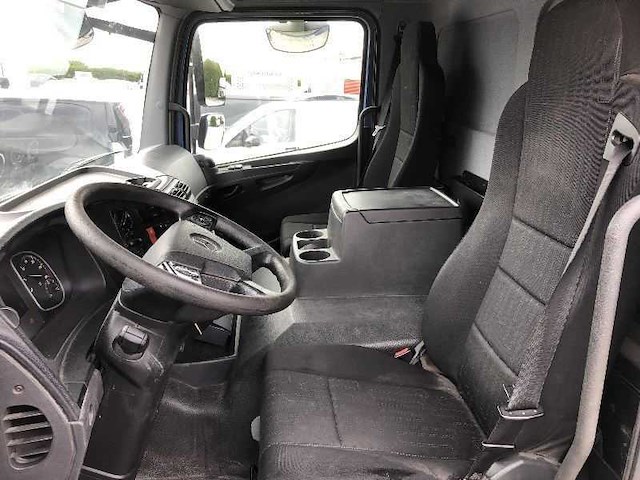 Mercedes-benz - 2015 - atego 1224 - vrachtwagen - afbeelding 3 van  36
