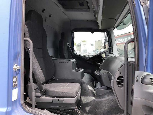 Mercedes-benz - 2015 - atego 1224 - vrachtwagen - afbeelding 18 van  36