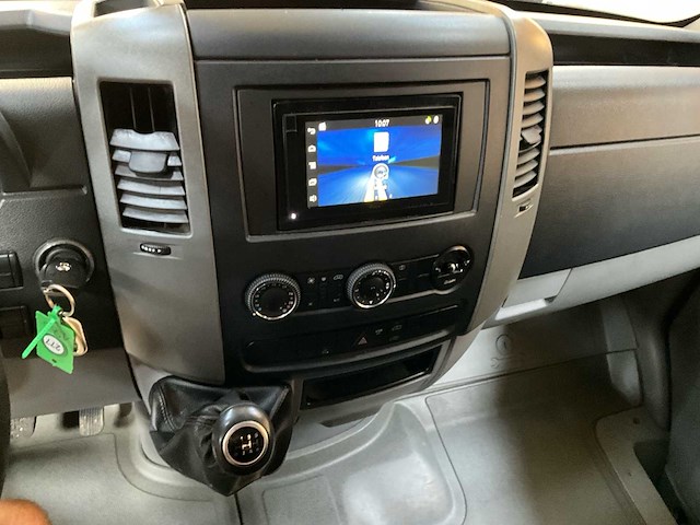 Mercedes-benz - 2015 - sprinter 313 cdi - personenauto - afbeelding 4 van  18