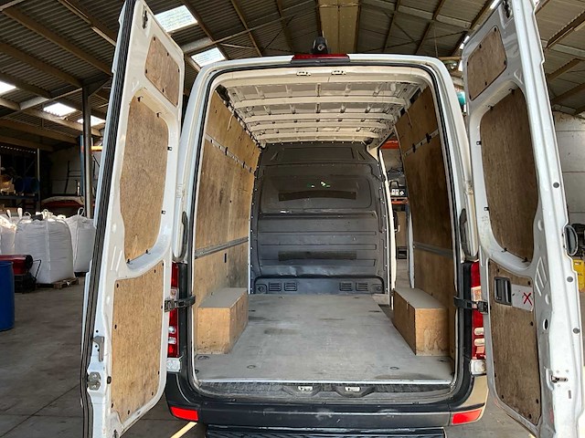 Mercedes-benz - 2015 - sprinter 313 cdi - personenauto - afbeelding 11 van  18