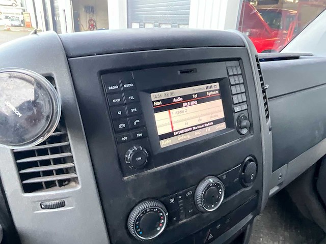 Mercedes-benz - 2017 - sprinter - personenauto - afbeelding 9 van  45