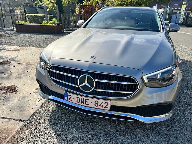 Mercedes-benz - 2021 - e 300 de - personenauto - afbeelding 7 van  23