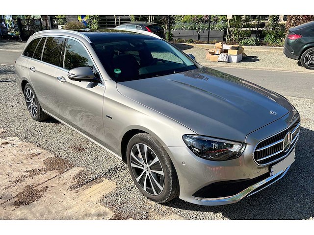 Mercedes-benz - 2021 - e 300 de - personenauto - afbeelding 19 van  22