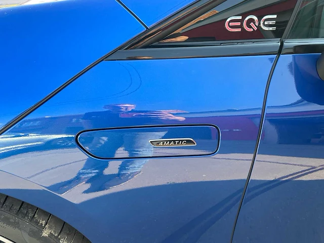 Mercedes-benz - 2022 - eqe 43 amg 4matic - amg - personenauto - afbeelding 10 van  40