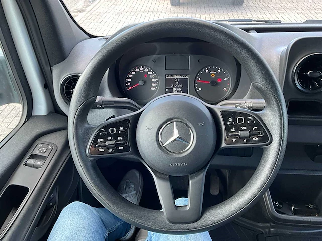 Mercedes-benz - 2023 - sprinter - sprinter - personenauto - afbeelding 5 van  19