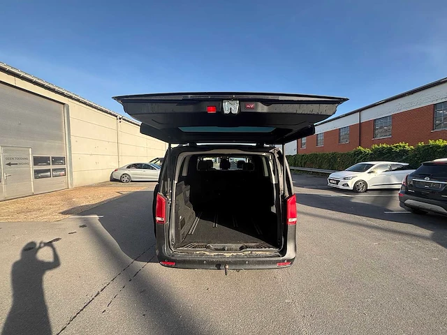 Mercedes-benz - 250d lang - dubbele cabine - v-klasse - bedrijfswagen - afbeelding 23 van  24