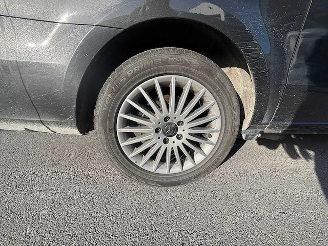 Mercedes-benz - 250d lang - dubbele cabine - v-klasse - bedrijfswagen - afbeelding 16 van  24