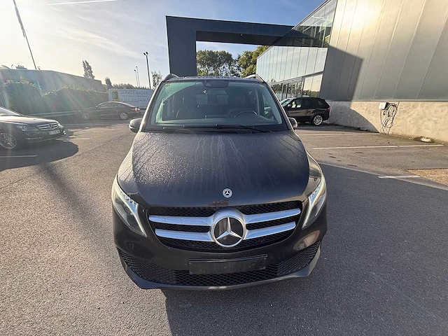 Mercedes-benz - 250d lang - dubbele cabine - v-klasse - bedrijfswagen - afbeelding 10 van  24