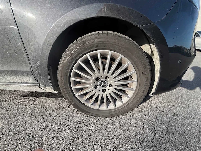 Mercedes-benz - 250d lang - dubbele cabine - v-klasse - bedrijfswagen - afbeelding 9 van  24