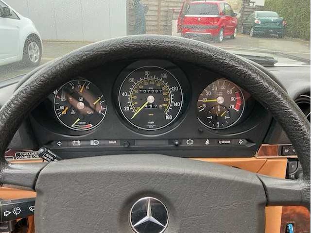 Mercedes-benz - 380 sl - oldtimer - afbeelding 4 van  31