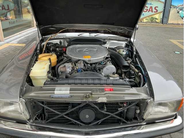 Mercedes-benz - 380 sl - oldtimer - afbeelding 14 van  31