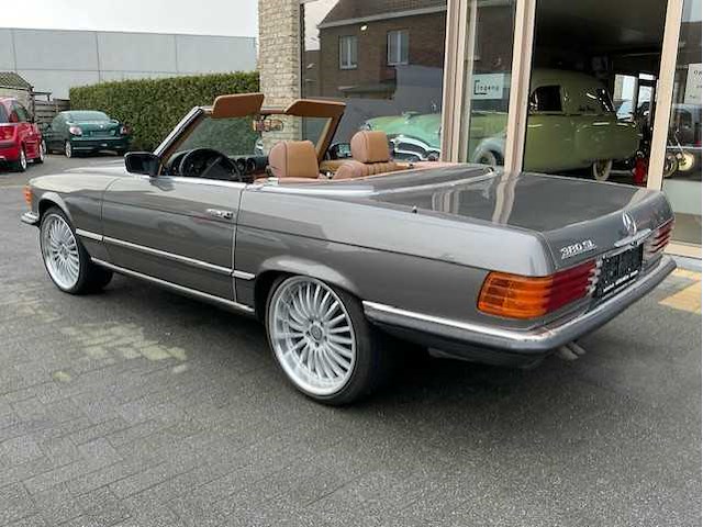 Mercedes-benz - 380 sl - oldtimer - afbeelding 23 van  31