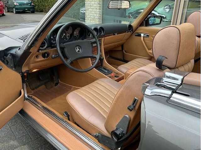 Mercedes-benz - 380 sl - oldtimer - afbeelding 2 van  31