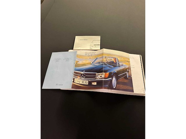 Mercedes-benz - 560 sl - oldtimer - afbeelding 6 van  14