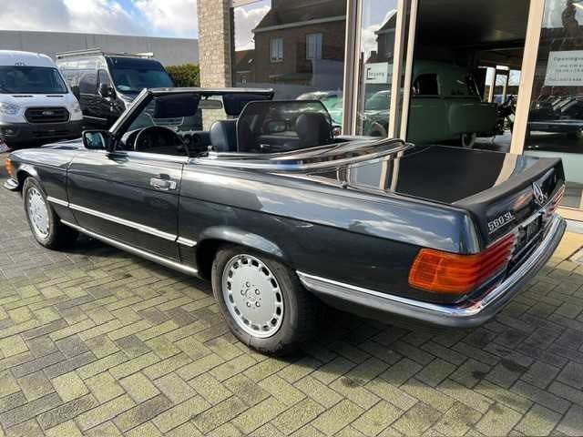 Mercedes-benz - 560 sl - oldtimer - afbeelding 8 van  14