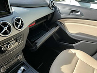 Mercedes-benz - b 180 cdi - personenauto - afbeelding 13 van  15