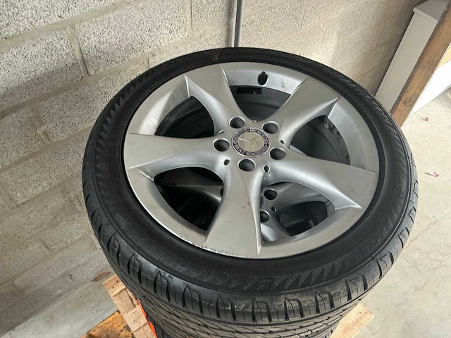 Mercedes-benz - b 180 cdi - personenauto - afbeelding 22 van  27