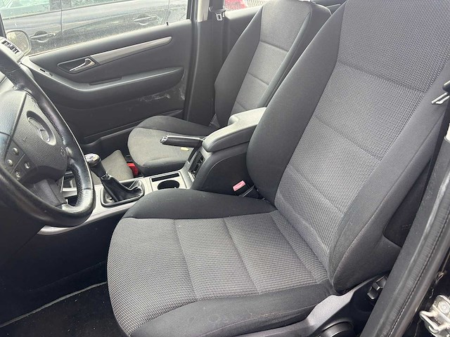 Mercedes-benz - b-klasse - 170 - car - 2007 - afbeelding 8 van  16