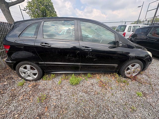 Mercedes-benz - b-klasse - 170 - car - 2007 - afbeelding 12 van  16