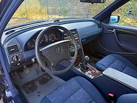 Mercedes-benz - c180 - car - 1998 - afbeelding 18 van  20
