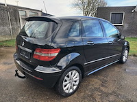 Mercedes-benz - car - 2007 - afbeelding 13 van  16