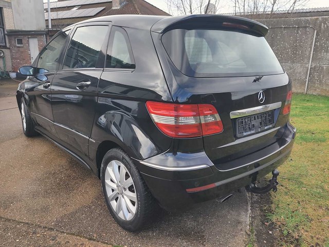 Mercedes-benz - car - 2007 - afbeelding 14 van  16