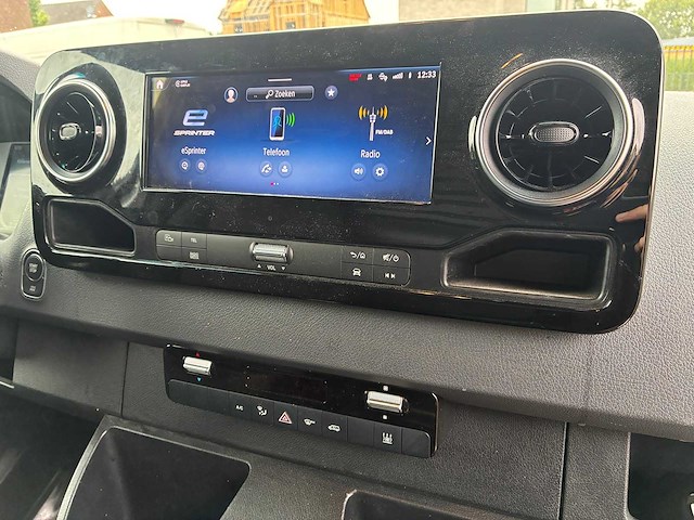 Mercedes-benz - esprinter - 320 81 kwh rwd l2h2 2025 - bedrijfswagen - afbeelding 2 van  37
