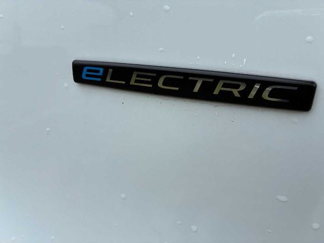 Mercedes-benz - esprinter - 320 81 kwh rwd l2h2 2025 - bedrijfswagen - afbeelding 3 van  37