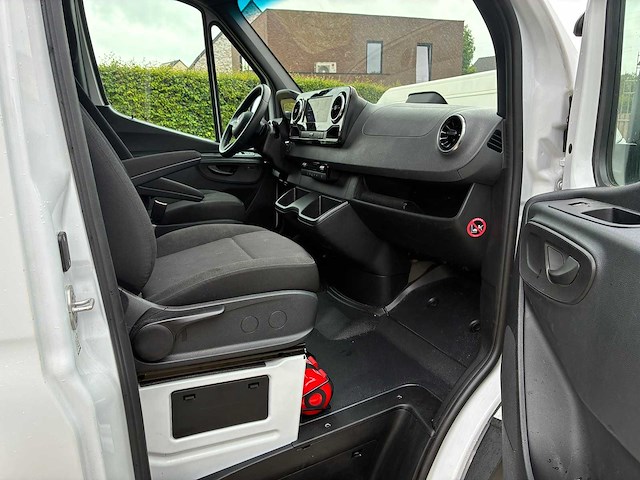 Mercedes-benz - esprinter - 320 81 kwh rwd l2h2 2025 - bedrijfswagen - afbeelding 36 van  37