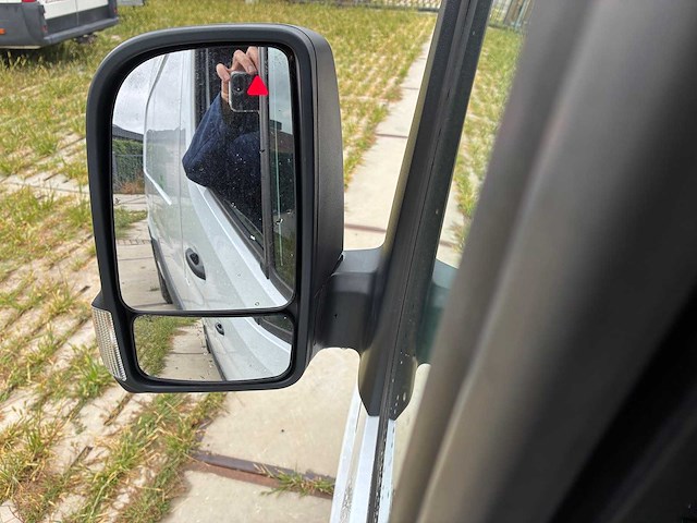Mercedes-benz - esprinter - 320 81 kwh rwd l2h2 2025 - bedrijfswagen - afbeelding 13 van  27
