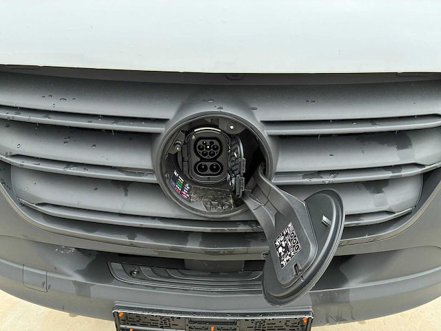 Mercedes-benz - esprinter - 320 81 kwh rwd l2h2 2025 - bedrijfswagen - afbeelding 15 van  27