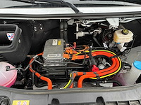 Mercedes-benz - esprinter - 320 81 kwh rwd l2h2 2025 - bedrijfswagen - afbeelding 17 van  27