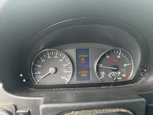 Mercedes-benz - sprinter - bedrijfswagen - afbeelding 8 van  31
