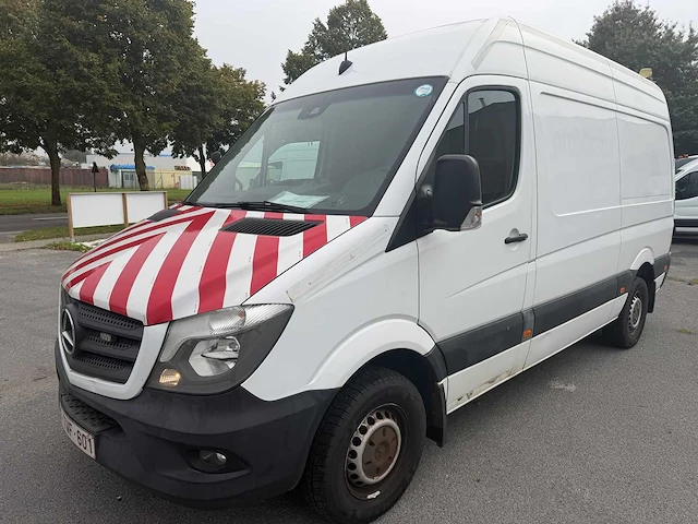 Mercedes-benz - sprinter - bedrijfswagen - afbeelding 1 van  31