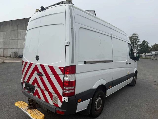 Mercedes-benz - sprinter - bedrijfswagen - afbeelding 12 van  31