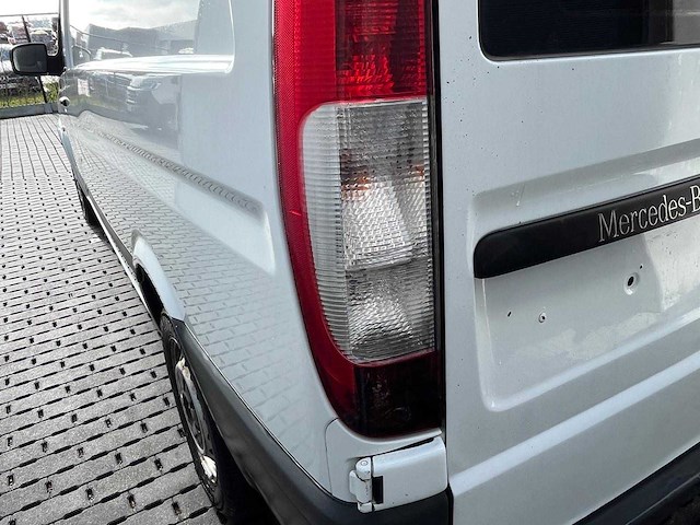 Mercedes benz - vito - bedrijfswagen - afbeelding 13 van  17