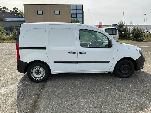 Mercedes-benz 108 cdi catan bedrijfswagen - afbeelding 21 van  24