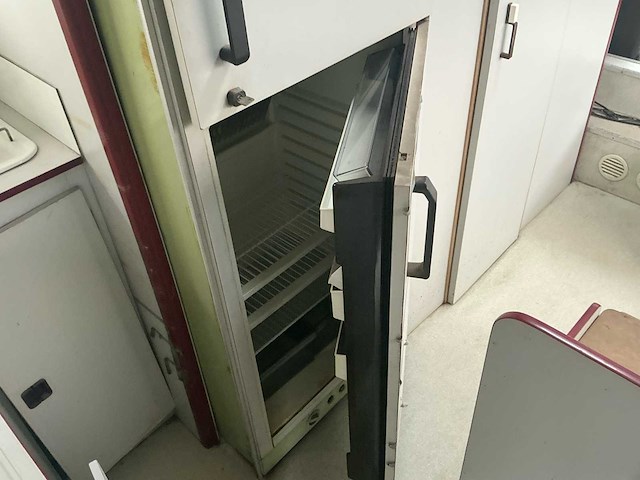 Mercedes-benz 1117n camper - afbeelding 6 van  26