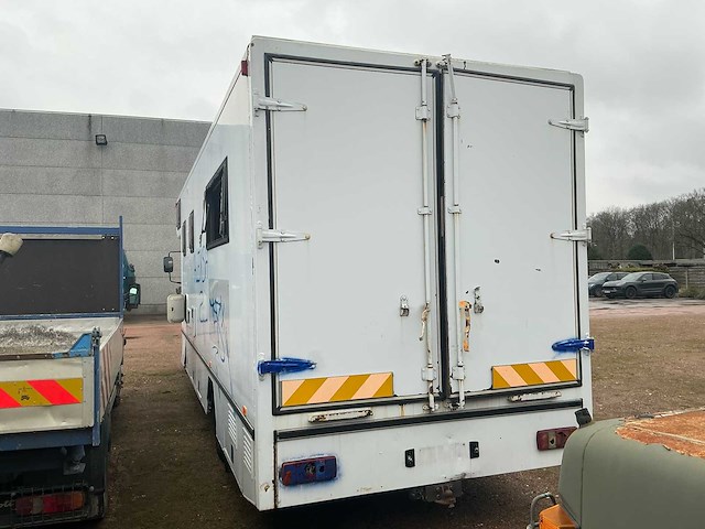 Mercedes-benz 1117n camper - afbeelding 19 van  26